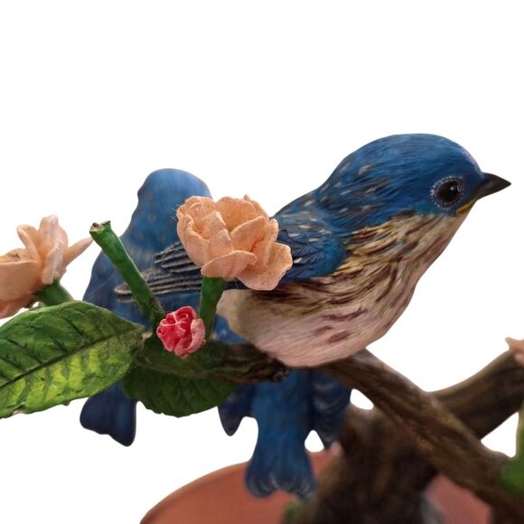 The Danbury Mint "First Flight" Figurine by Bob Guge Resin Birds & Flowers 8x8 - Picture 7 of 12